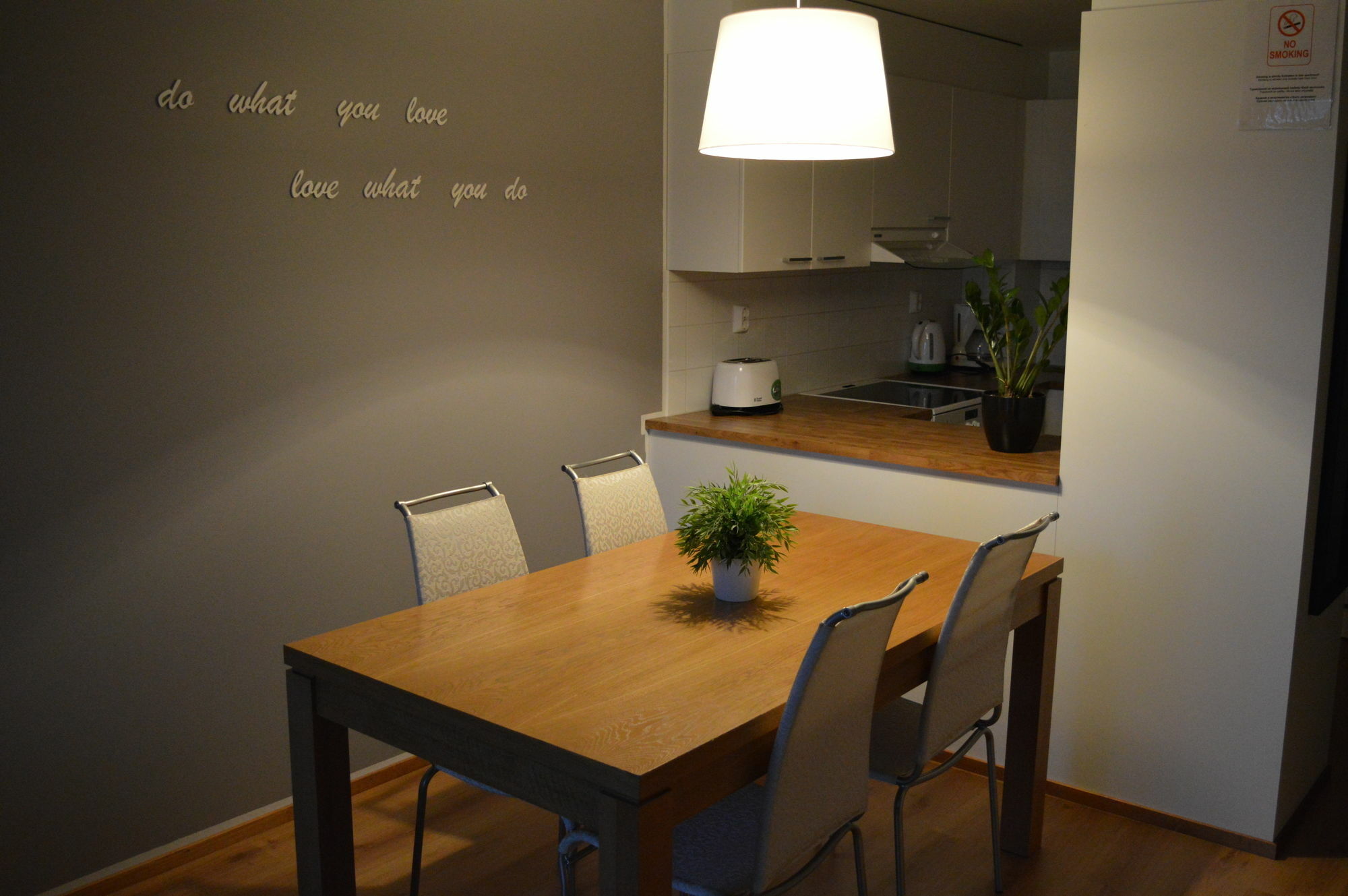 Helsinki Airport Suites 반타 외부 사진
